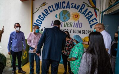 Alcalde Rafael Ramírez Colina visitó el Hogar Clínica San Rafael