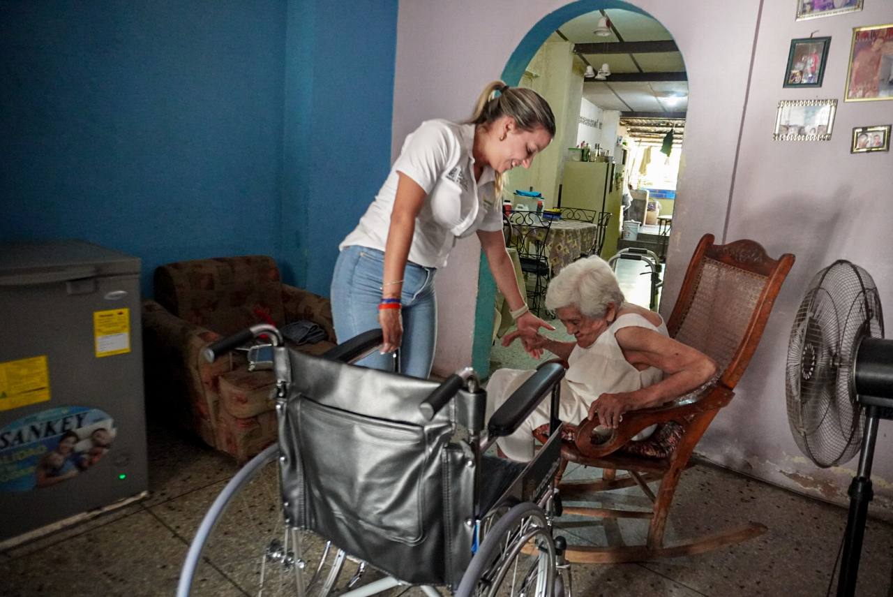 Alcaldía de Maracaibo contabiliza 246 sillas entregadas con el programa Sueños sobre Ruedas durante 2024 (2)