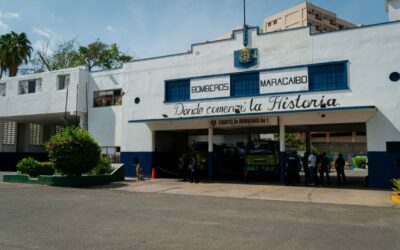 Alcaldía de Maracaibo impermeabiliza sede de bomberos La Ciega