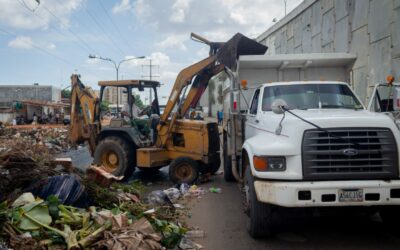 Más de 900 toneladas de desechos recolectadas de la C3 en una semana con el Despliegue de Atención Integral Navidad Maracaibo 2024