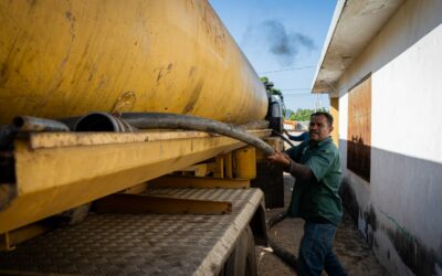 Achiques de pozos sépticos de la Alcaldía inicia 2025 en la parroquia Luis Hurtado Higuera