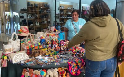 25 emprendedores mostraron sus creaciones en la décima Feria de Artesanía y Turismo 2025 de la Alcaldía de Maracaibo