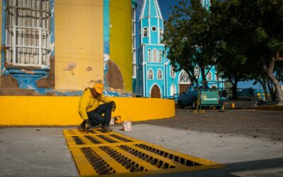 Bacheo y alcantarillado: Alcaldía atiende con despliegue e infraestructura al barrio El Empedrao