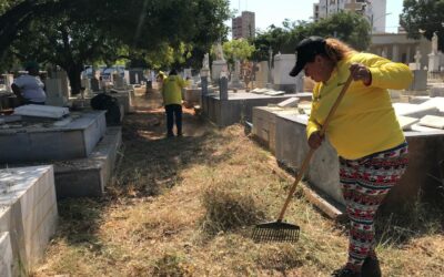 Alcaldía de Maracaibo avanza en un 50 % con limpieza de los cementerios municipales: “Vamos a desmalezar casi 50 hectáreas”