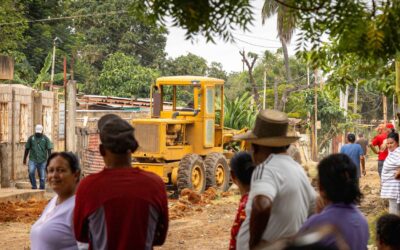 Alcaldía de Maracaibo inicia trabajos de patroleo en el barrio La Lechuga
