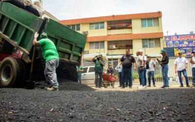 Alcaldía de Maracaibo atiende con el Plan Rápido de Bacheo 200 metros cuadrados de la calle 73 con Delicias
