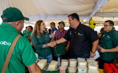 Alcaldía de Maracaibo celebra el Día del Trabajador con Feria Alimentaria del Sol para sus servidores públicos