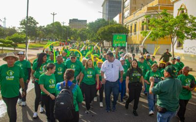 Caminata y bailoterapia marcan inicio de la celebración de la Alcaldía por el Día Nacional del Adulto Mayor 2025