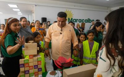 Alcaldía de Maracaibo celebra el Día Mundial del Medio Ambiente con Exposición de Proyectos con Material Reciclable