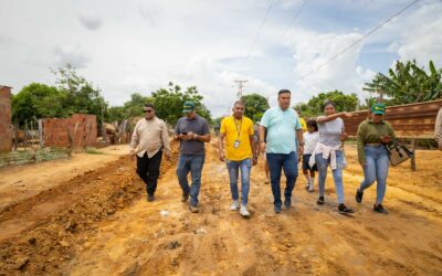 Alcaldía de Maracaibo inició trabajos de patroleo en el barrio Sobre la misma Tierra en Venancio Pulgar