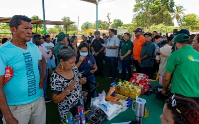 «Cuesta menos y rinde mucho más»: Comunidades de El Marite reciben la Feria Alimentaria del Sol de la Alcaldía