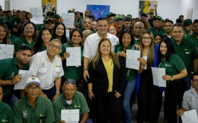 Alcaldía de Maracaibo otorga cargos fijos a más de 700 servidores públicos